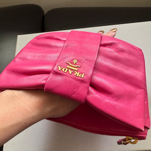 Prada pink soft leather pouch clutch wallet - Picture 2 of 16